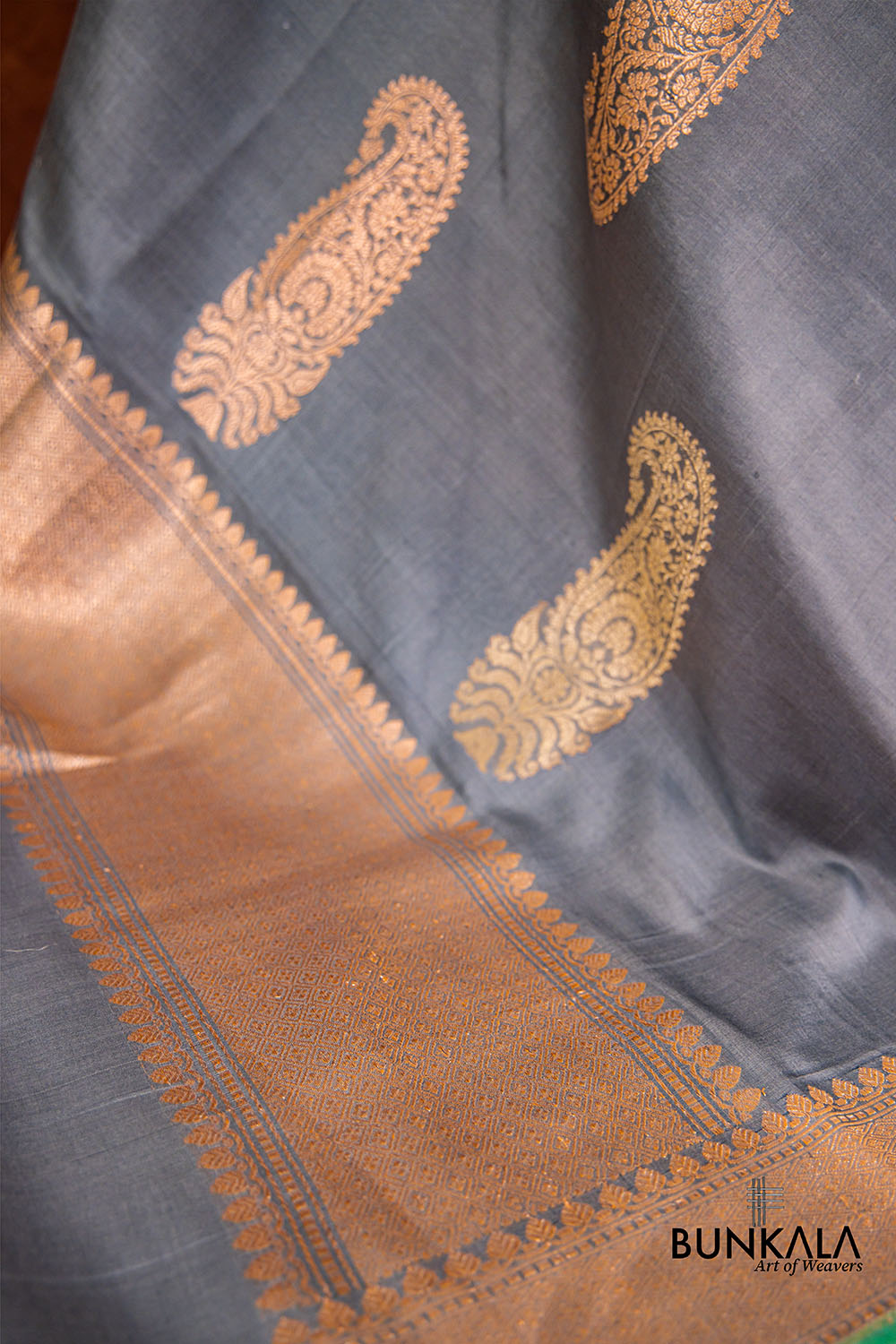 Grey Pure Katan Silk Kadwa Hand Weaved Allover Big Paisley Buta Design Banarasi Dupatta