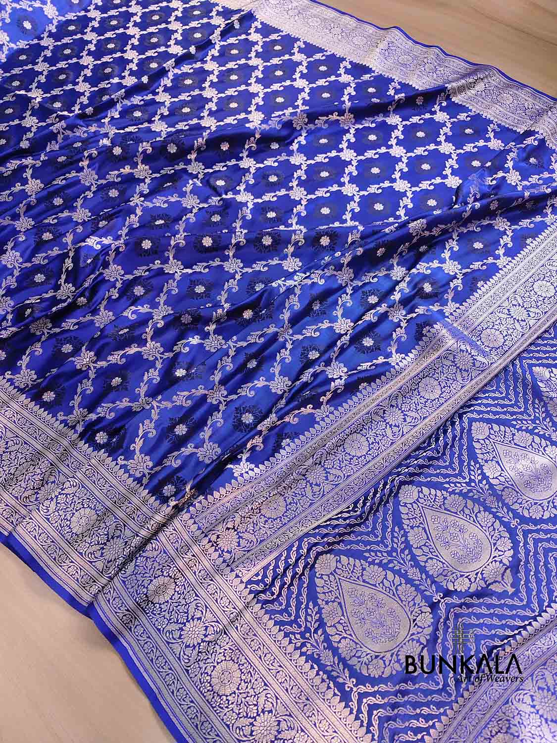 Royal Blue Soft Mashru Silk Jamewar Weaved Jaal Design Banarasi Saree