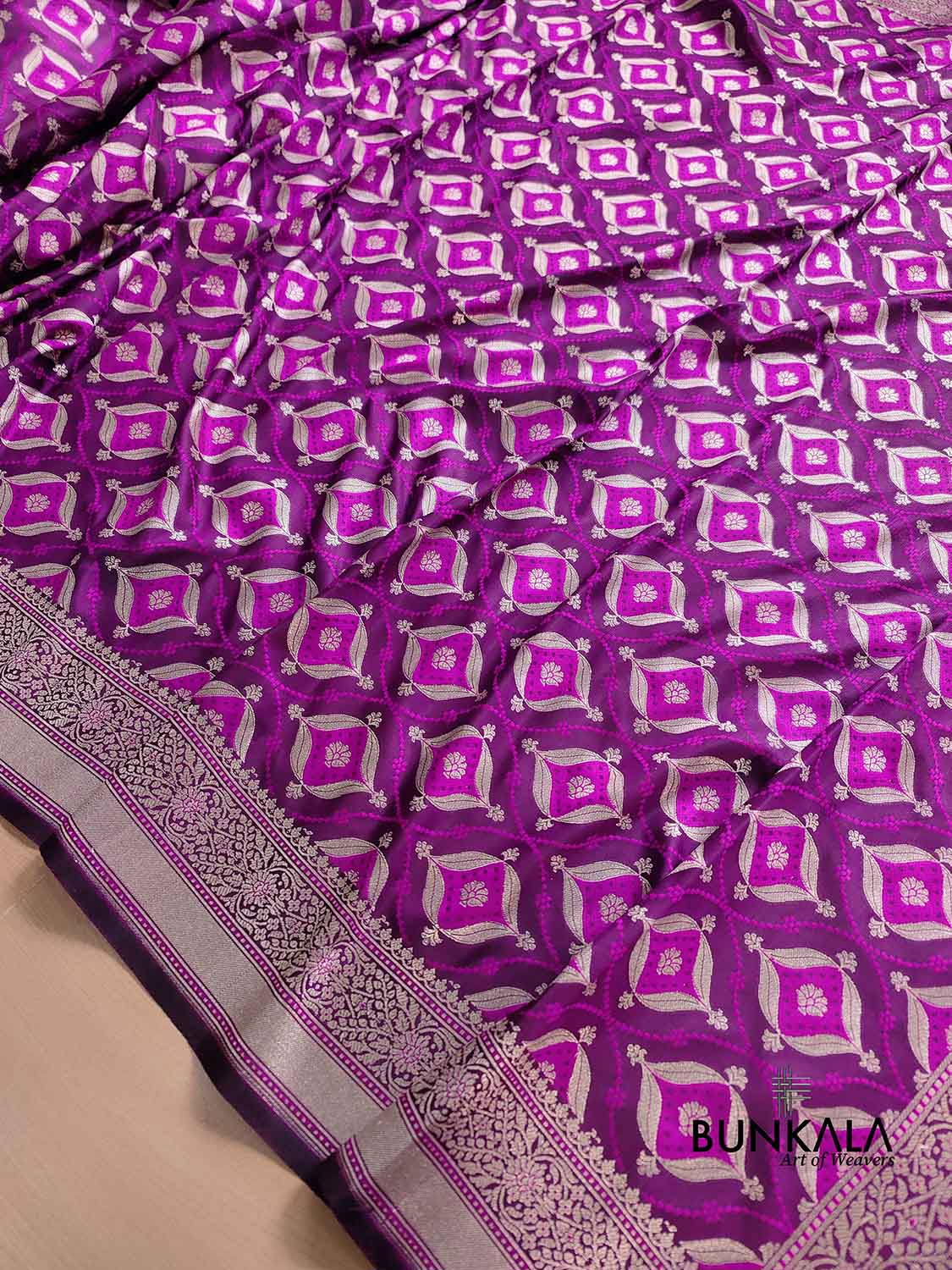 Deep Purple Soft Mashru Silk Jamewar Weaved Banarasi Saree