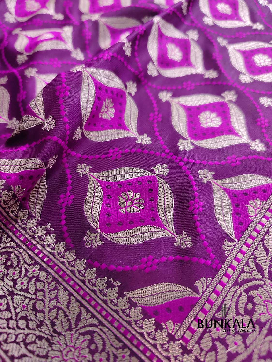 Deep Purple Soft Mashru Silk Jamewar Weaved Banarasi Saree