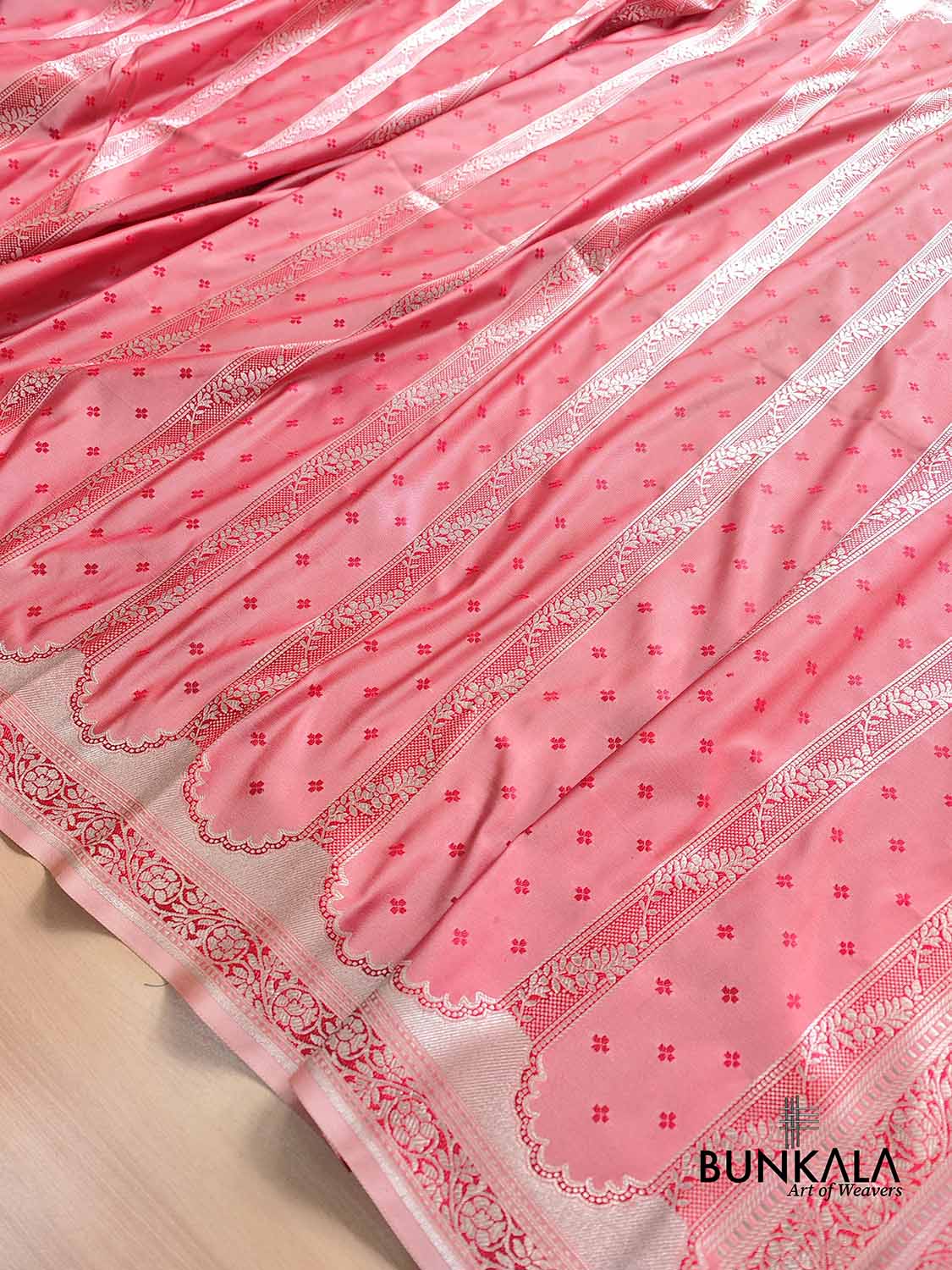 Light Pink Soft Mashru Silk Jamewar Weaved Banarasi Saree