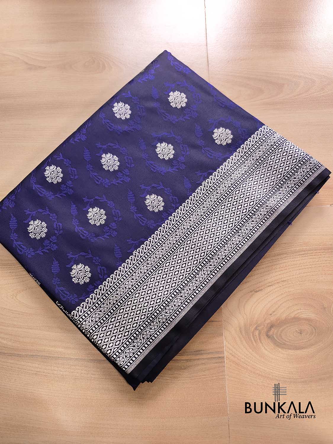 Navy Blue Soft Mashru Silk Jamewar Weaved Floral Jaal Design Banarasi Saree