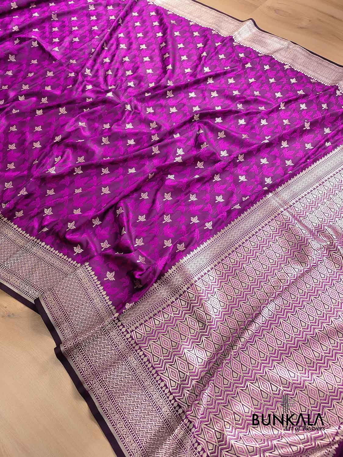 Purple Soft Mashru Silk Jamewar Weaved Leaf Design Banarasi Saree