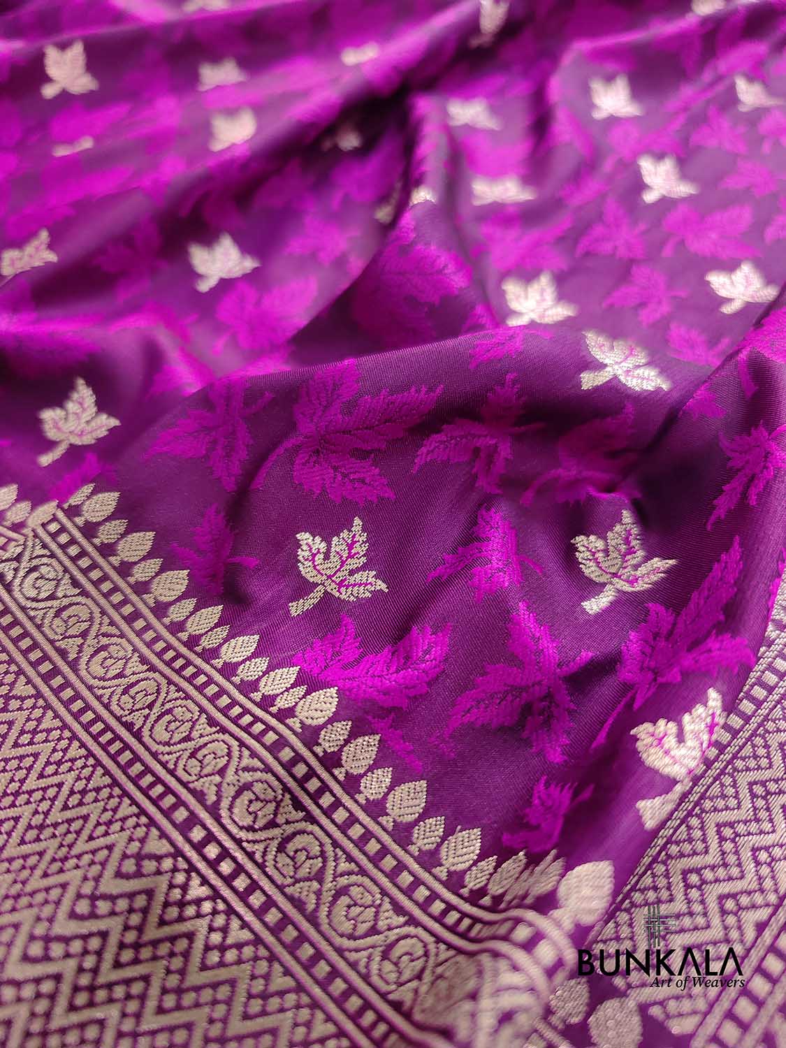 Purple Soft Mashru Silk Jamewar Weaved Leaf Design Banarasi Saree