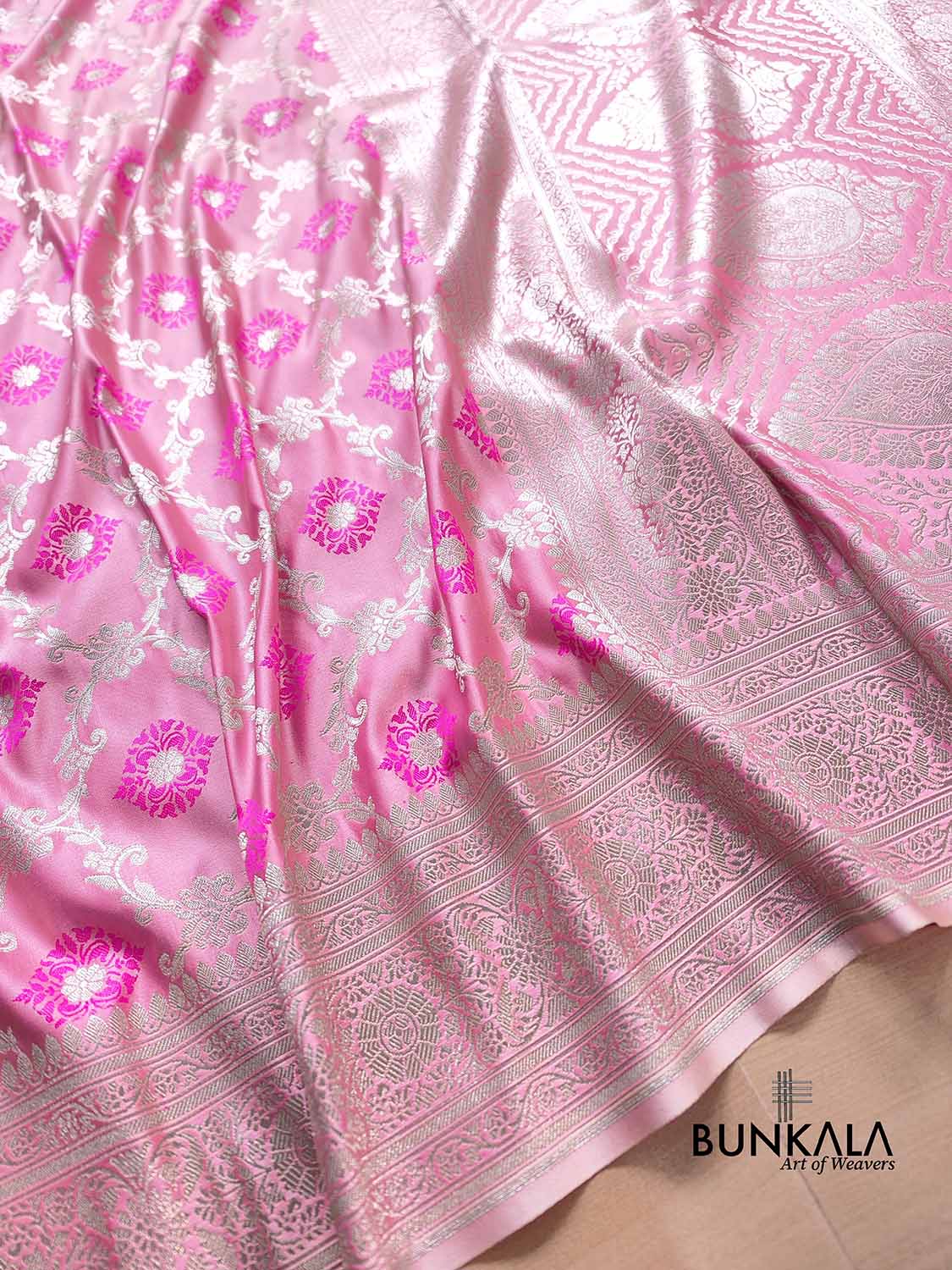 Baby Pink Soft Mashru Silk Jamewar Weaved Floral Jaal Design Pink Meena Banarasi Saree