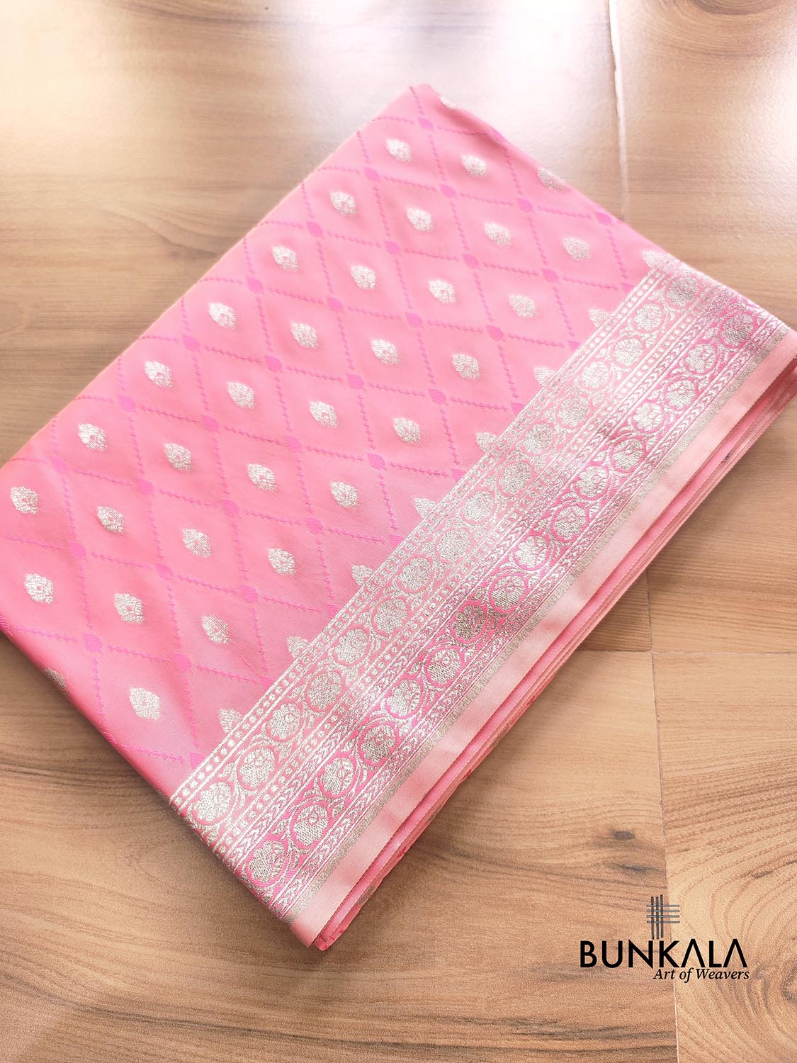 Light Pink Soft Mashru Silk Jamewar Weaved Allover Silver Small Buti Design Banarasi Saree