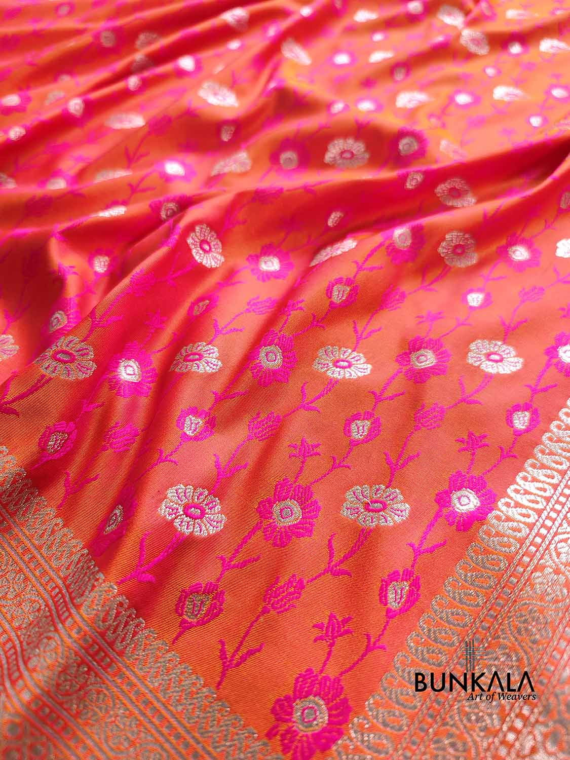 Pink and Orange Dual Shaded Soft Mashru Silk Jamewar Weaved Floral Jaal Design Banarasi Saree