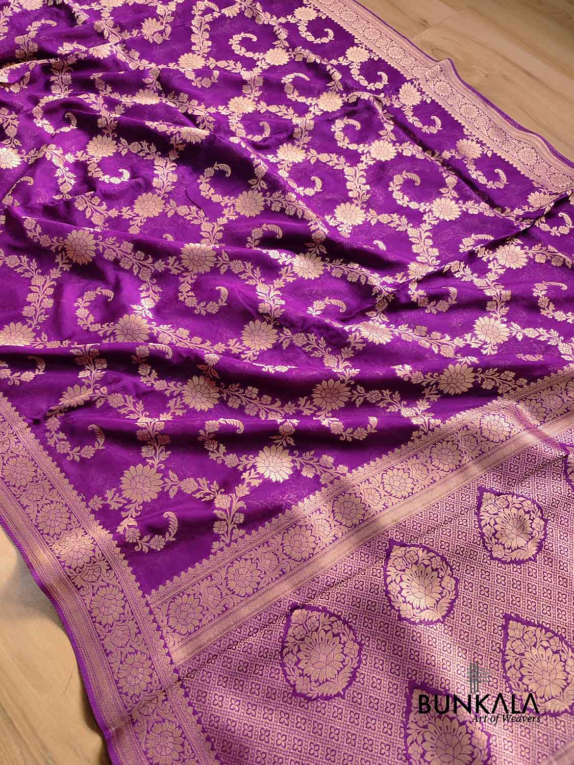 Magenta Pure Khaddi Chiffon Silk Banarasi Handloom Zari Woven Motifs S –  Banarasi Vastra