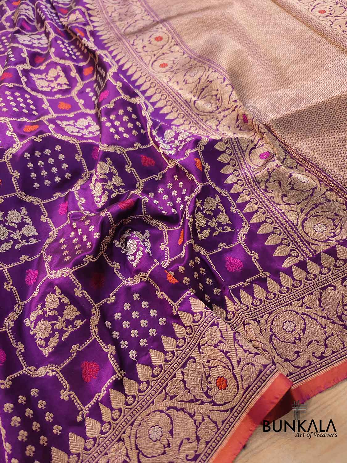 Purple Pure Katan Silk Handloom Kadwa Weaved Meenakari Banarasi Saree