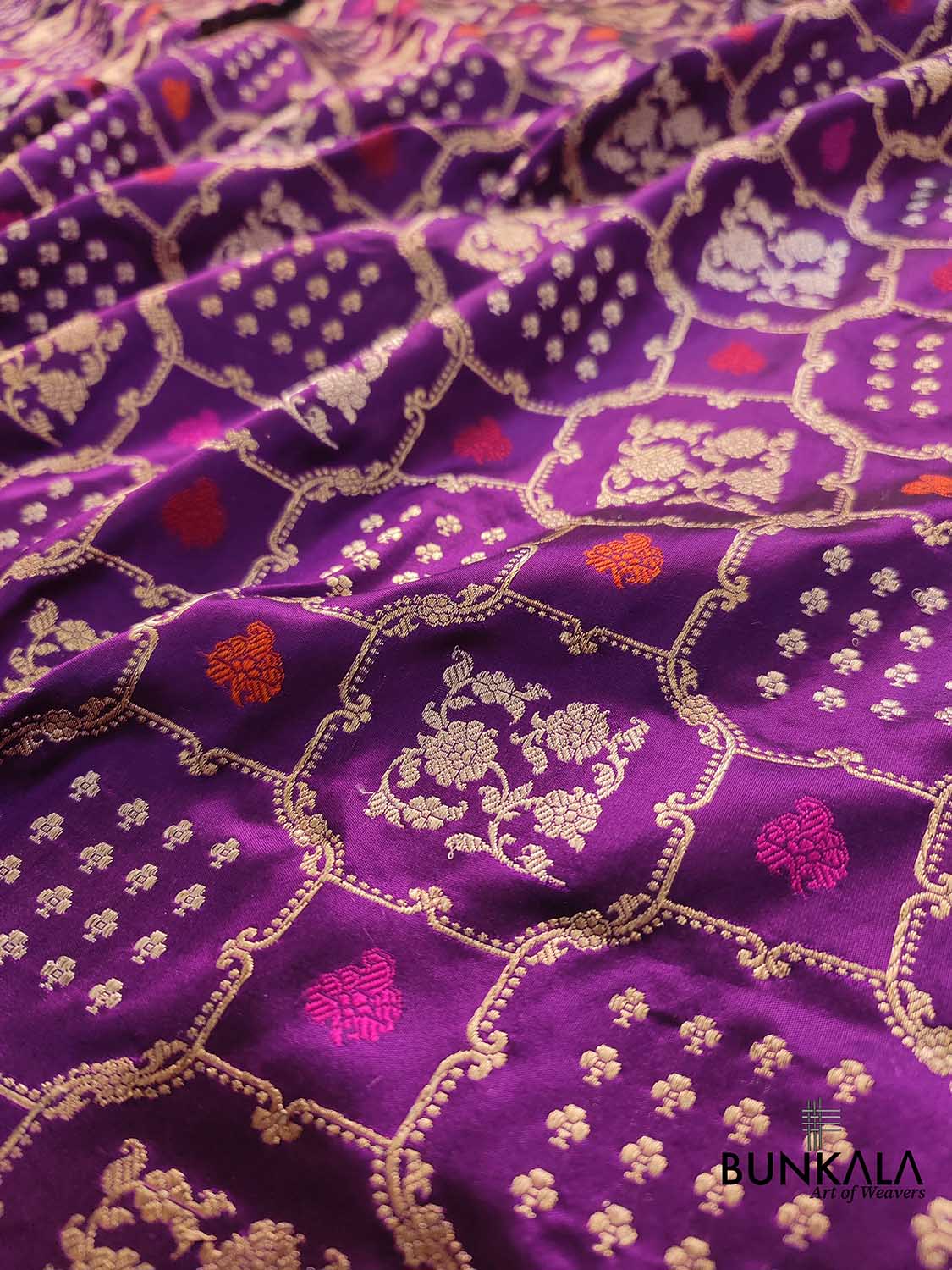 Purple Pure Katan Silk Handloom Kadwa Weaved Meenakari Banarasi Saree