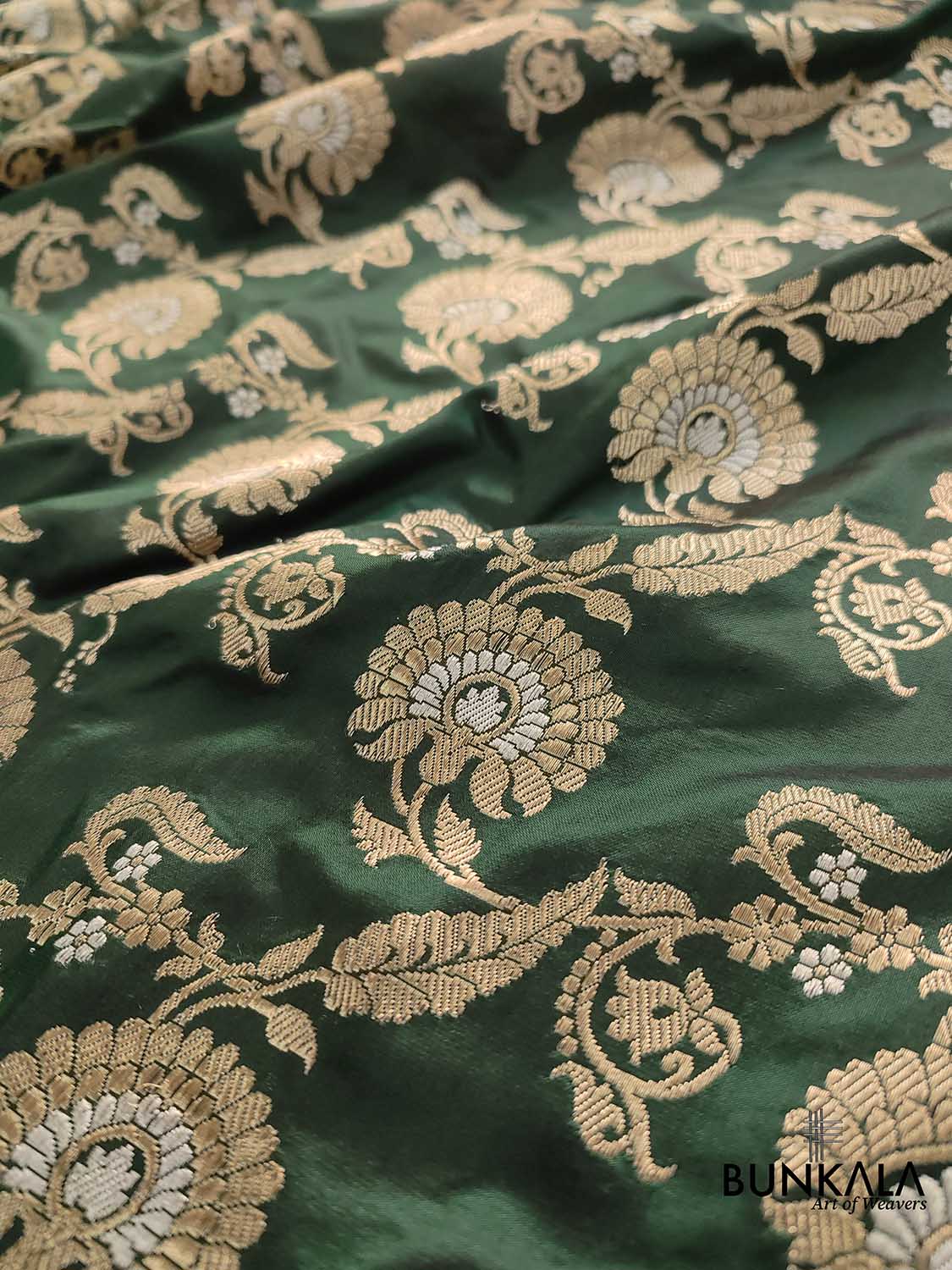 Bottle Green Pure Katan Silk Handloom Kadwa Weaved Jangla Design Sona Rupa Banarasi Saree