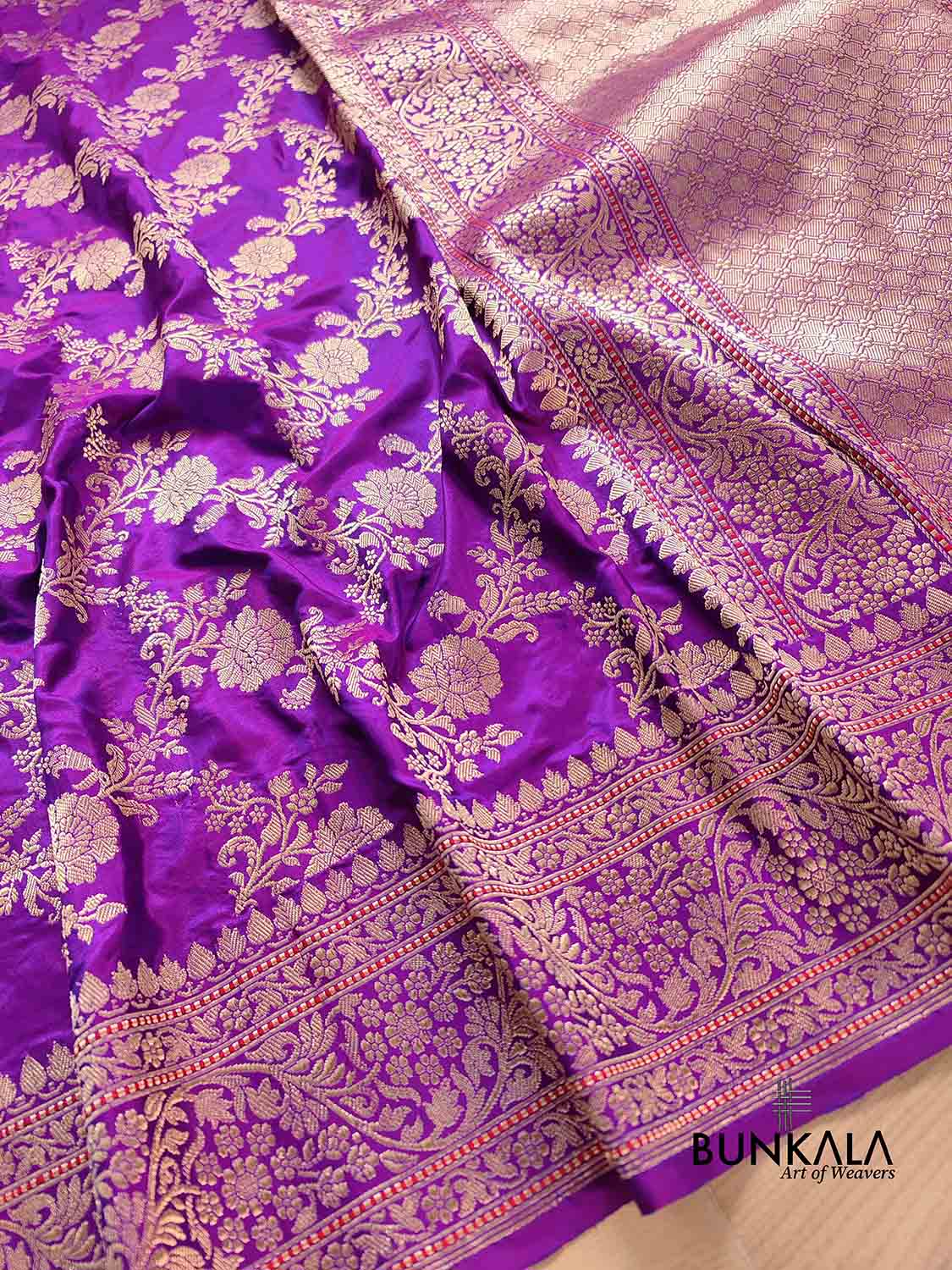 Purple Traditional Floral Jaal Design Kadwa Handweaved Pure Katan Silk Banarasi Saree