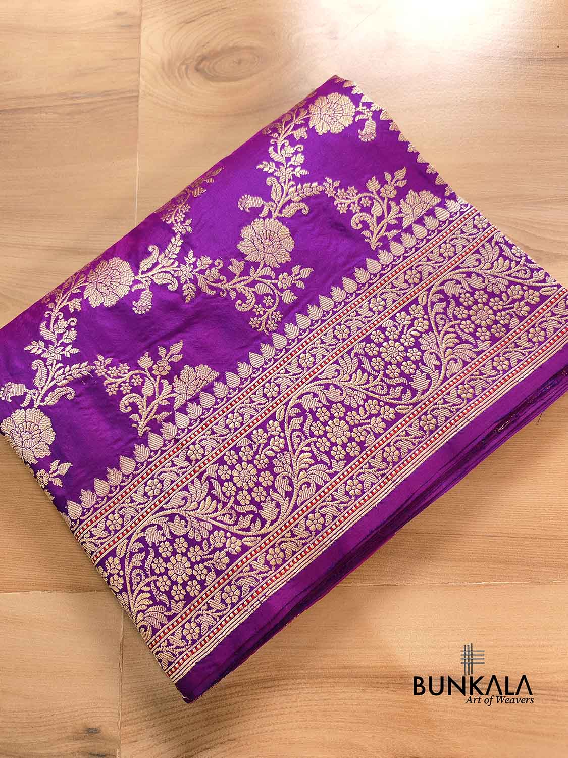 Purple Traditional Floral Jaal Design Kadwa Handweaved Pure Katan Silk Banarasi Saree