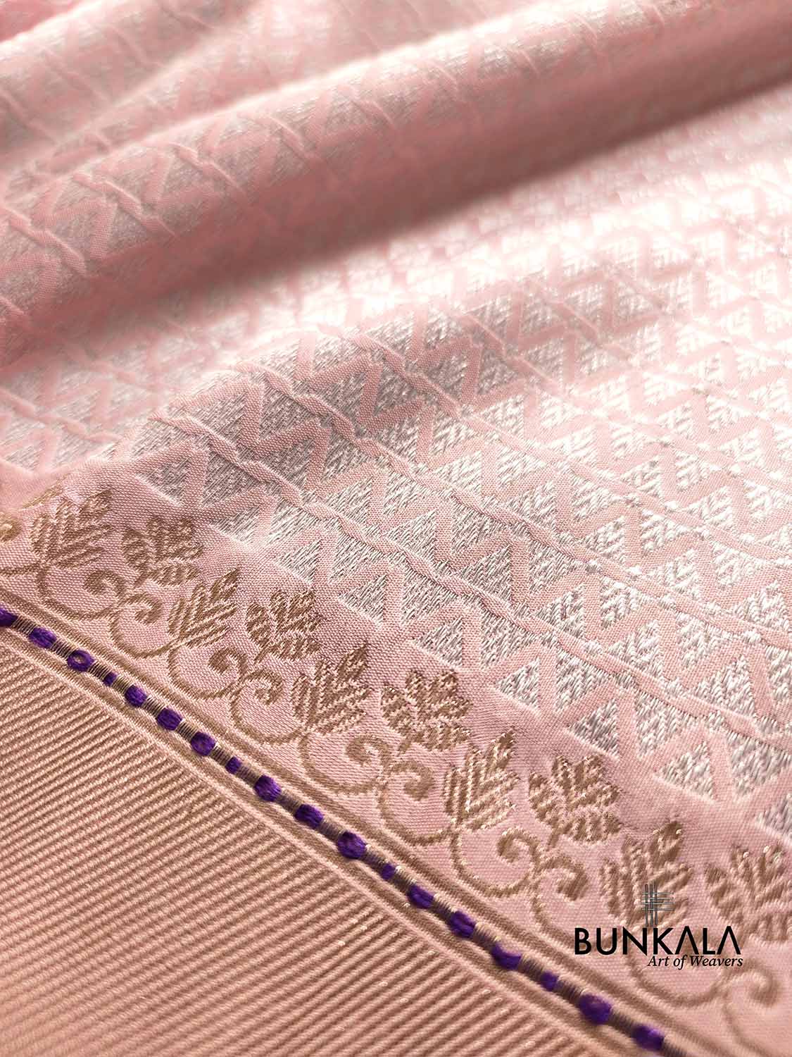 Light Pink Silver Zari Tanchui Body Mughal Design Handloom Pure Katan Silk Meenakari Pallu Banarasi Saree