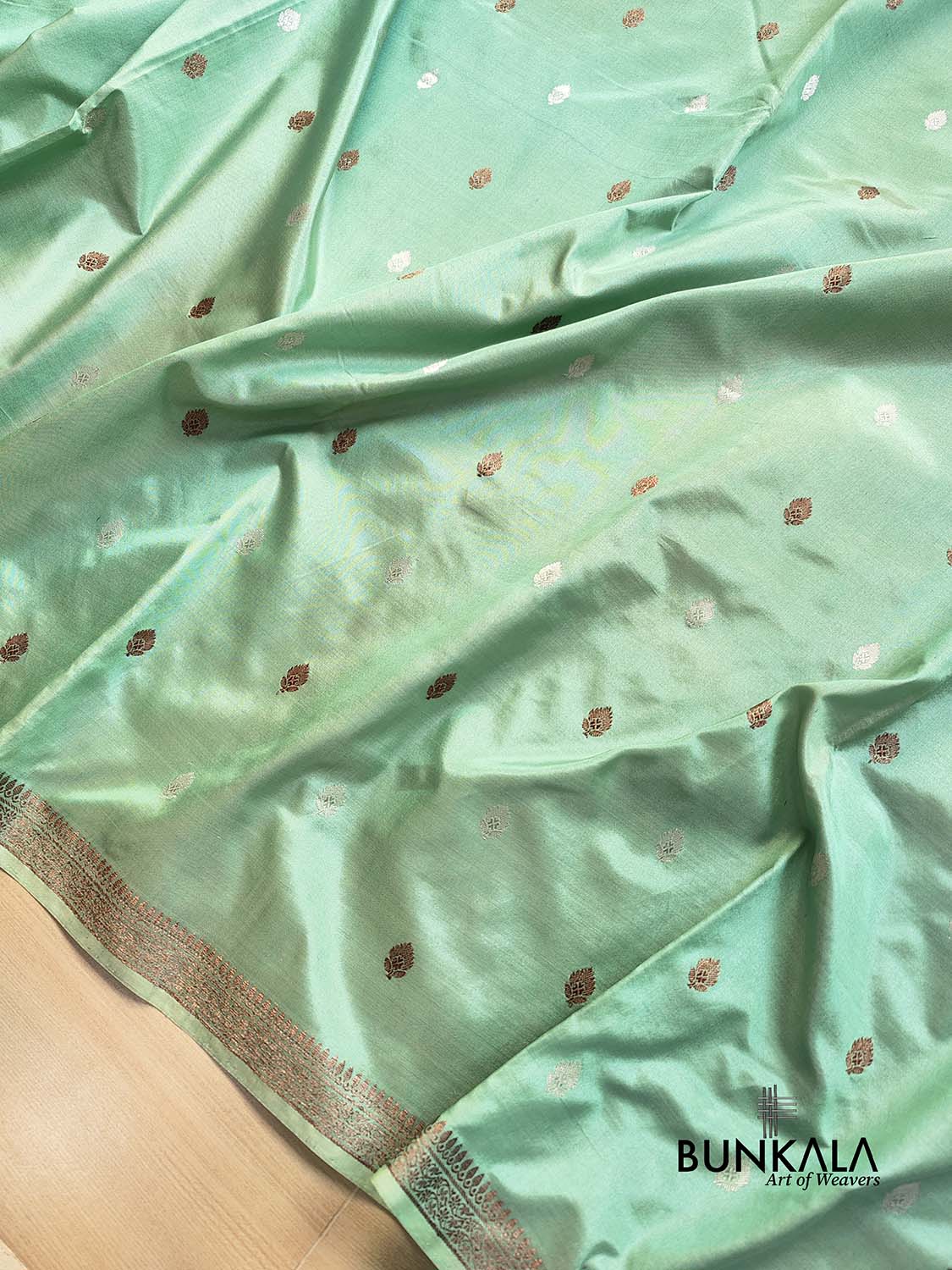 Pastel Green Pure Katan Silk Antique Zari Allover Small Kadwa Handweaved Buti Banarasi Saree