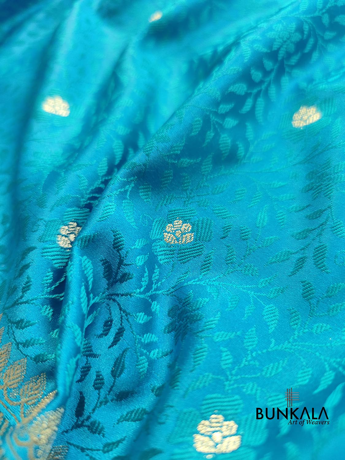 Peacock Blue Jamewar Weaved Soft Mashru Silk Floral Jaal Design Banarasi Saree