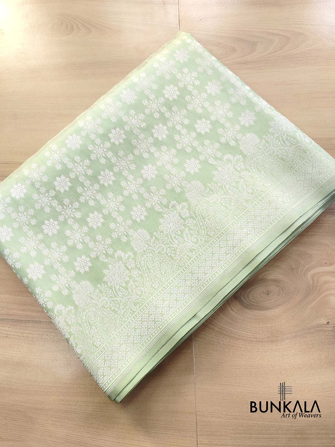 Pastel Green Pure Katan Silk Star Geometrical Design Silver Zari Handloom Banarasi Saree