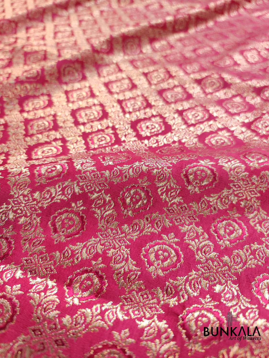 Shade of Grace Dark Pink Mashru Silk Banarasi Saree