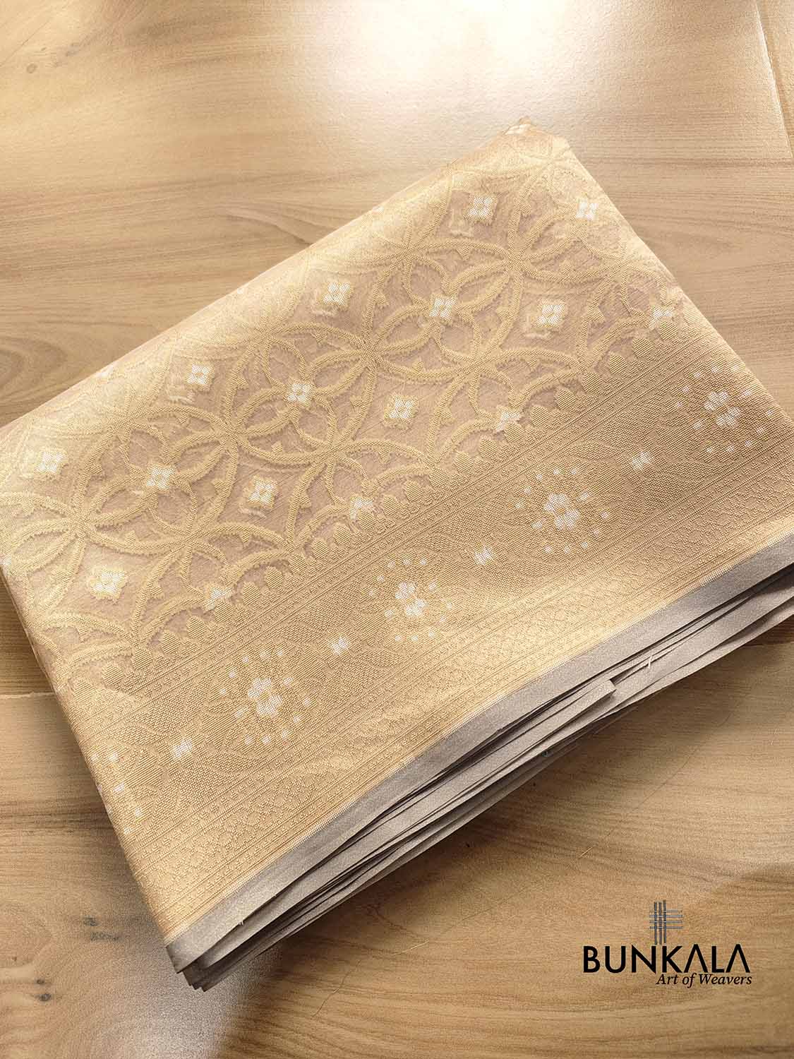 Golden Tissue Silk Geormetrical Design Resham Handweaved Banarasi Saree