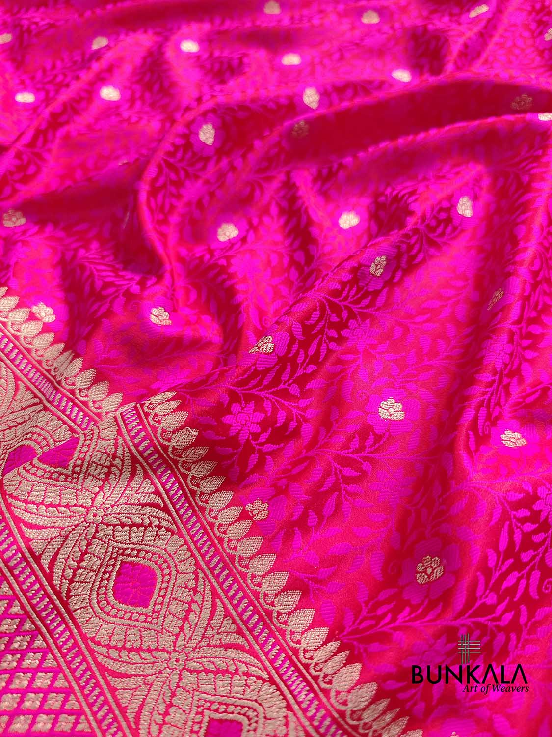 Rani Pink Mashru Silk Jamewar Weaved Floral Jaal Design Banarasi Saree