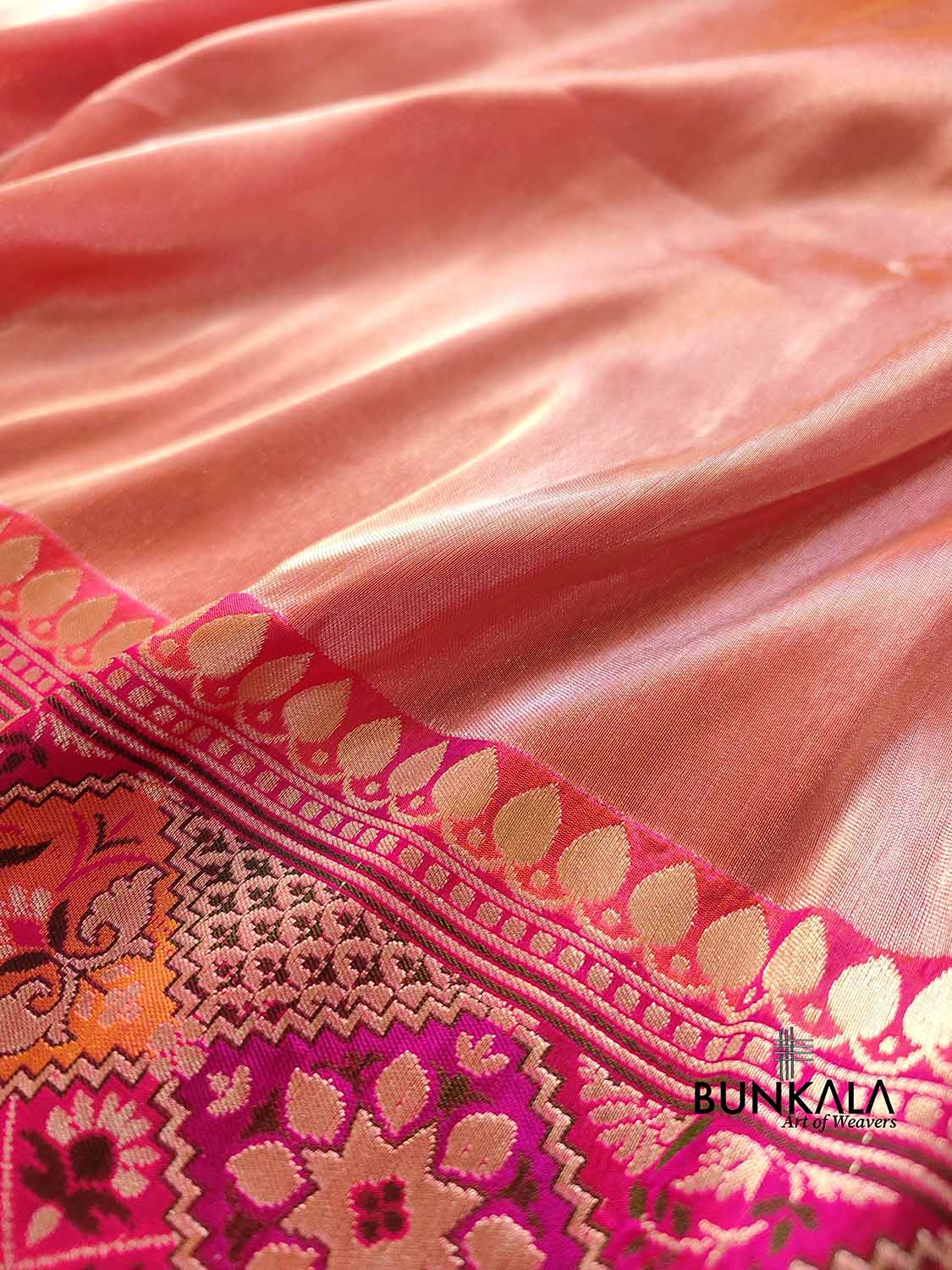 Pink Two Tone Pure Tissue Silk Handloom Plain Banarasi Saree with Big Patola Border