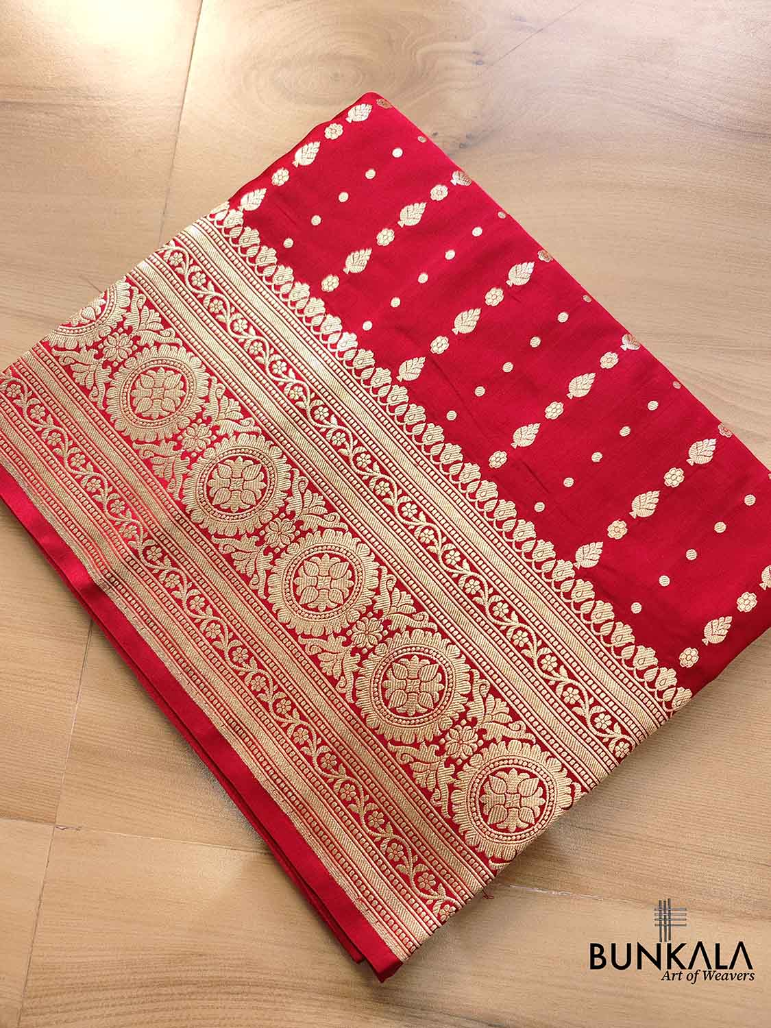 Vibrant Red Pure Mashru Silk Allover Buti Design Handloom Banarasi Saree