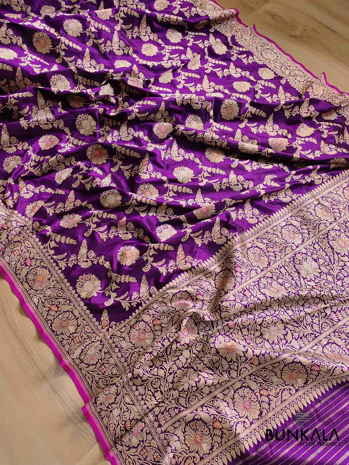dark purple woven banarasi silk saree with blouse - Monjolika - 3443465