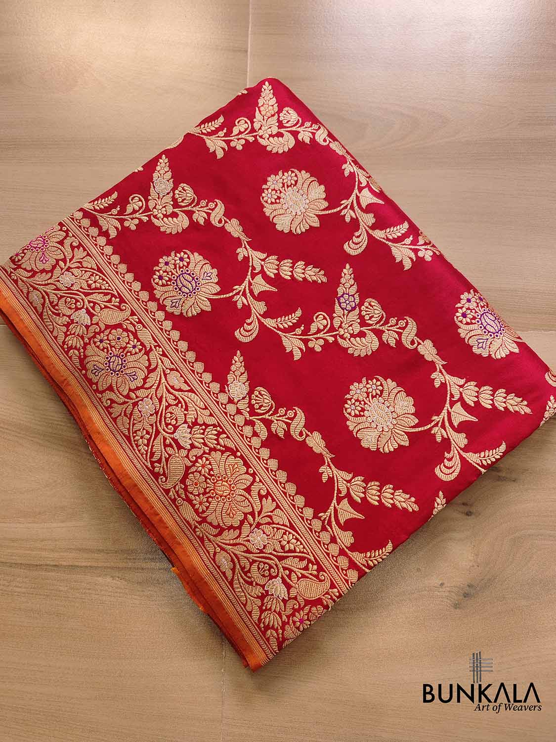 Luxurious Appeal Red Intricate Handwoven Pure Katan Silk Kadwa Jangla Meenakari Banarasi Saree