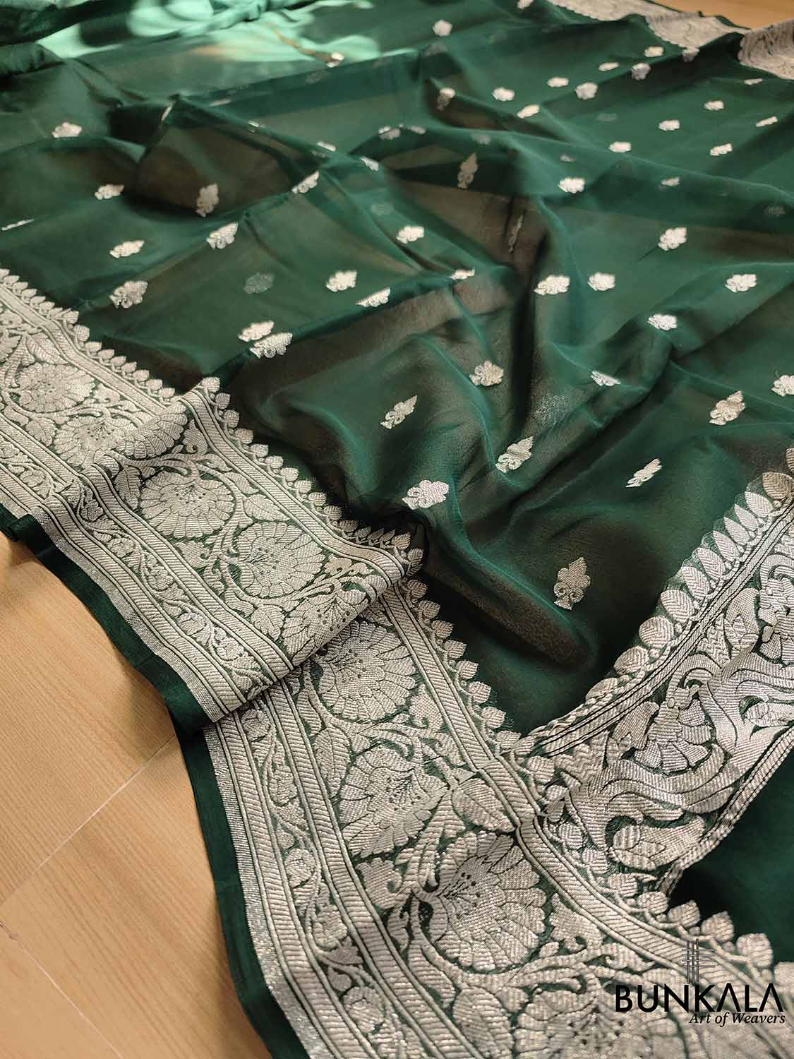 Pure khaddi sale chiffon saree