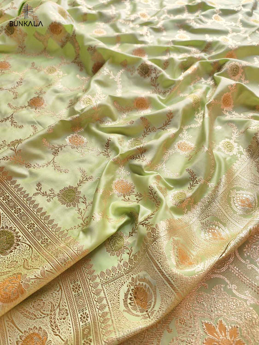 Green Mashru Silk Meenakari Jaal Design Weaved Banarasi Saree