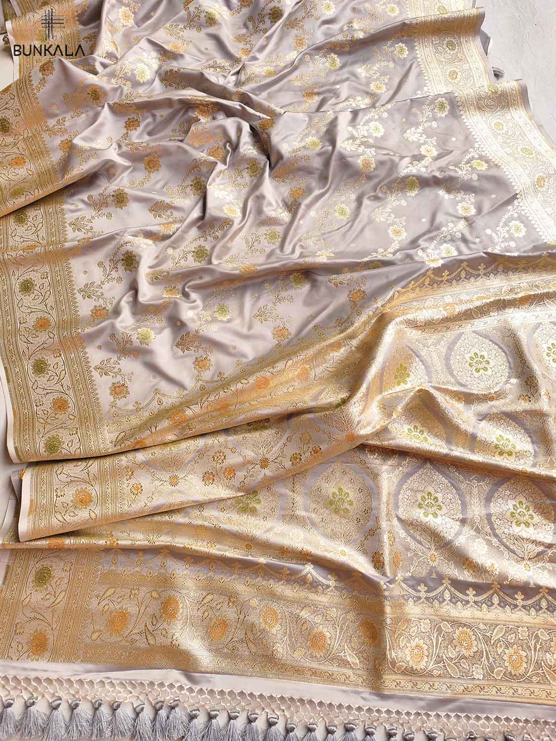 Grey Mashru Silk Meenakari Jaal Design Weaved Banarasi Saree