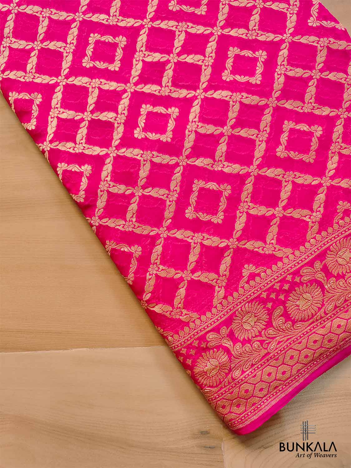 Pink Pure Khaddi Georgette Handloom Jaal Design Banarasi Saree