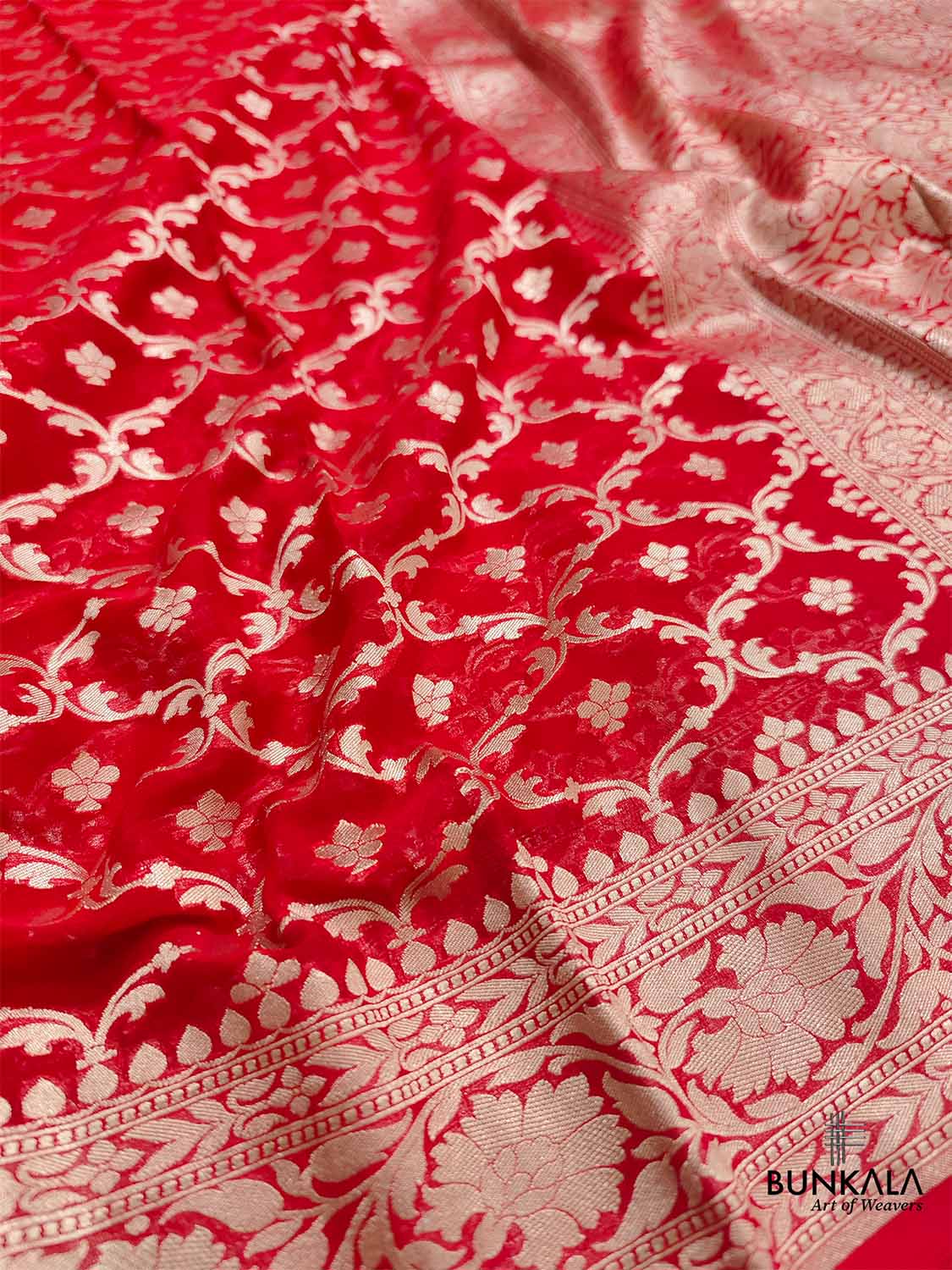 Red Pure Khaddi Georgette Handloom Jaal Design Banarasi Saree