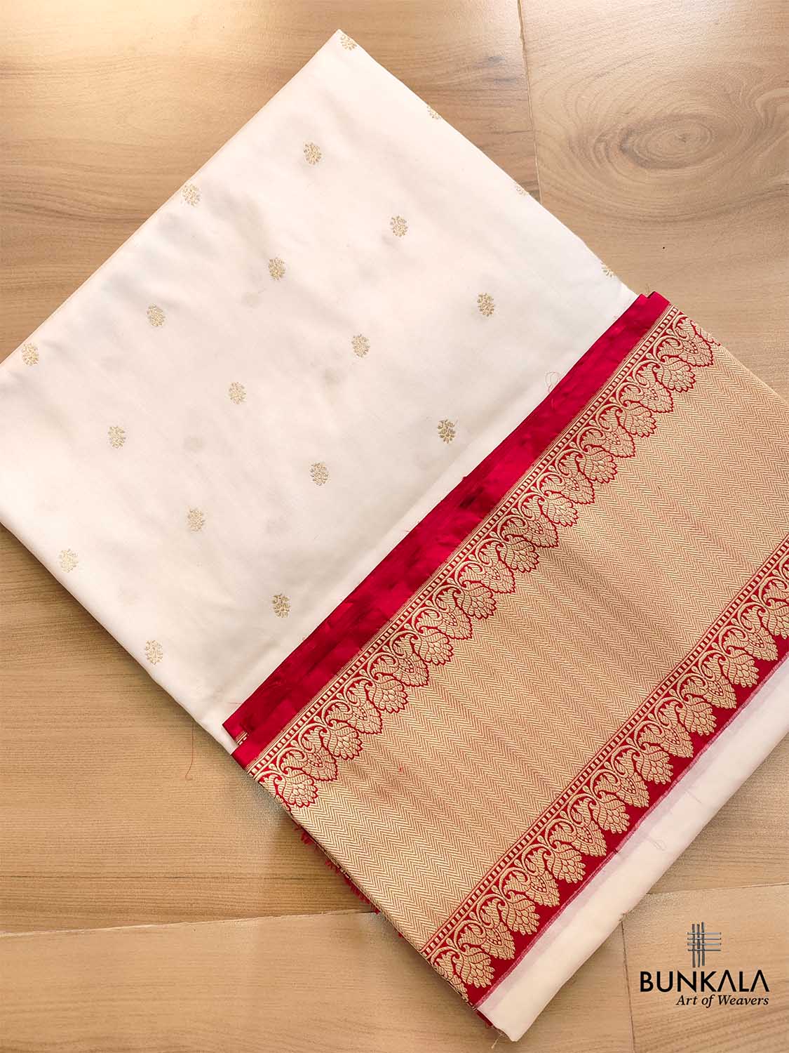 Off White Pure Katan Silk Handloom Allover Small Buti Design Banarasi Saree with Red Contrast Border