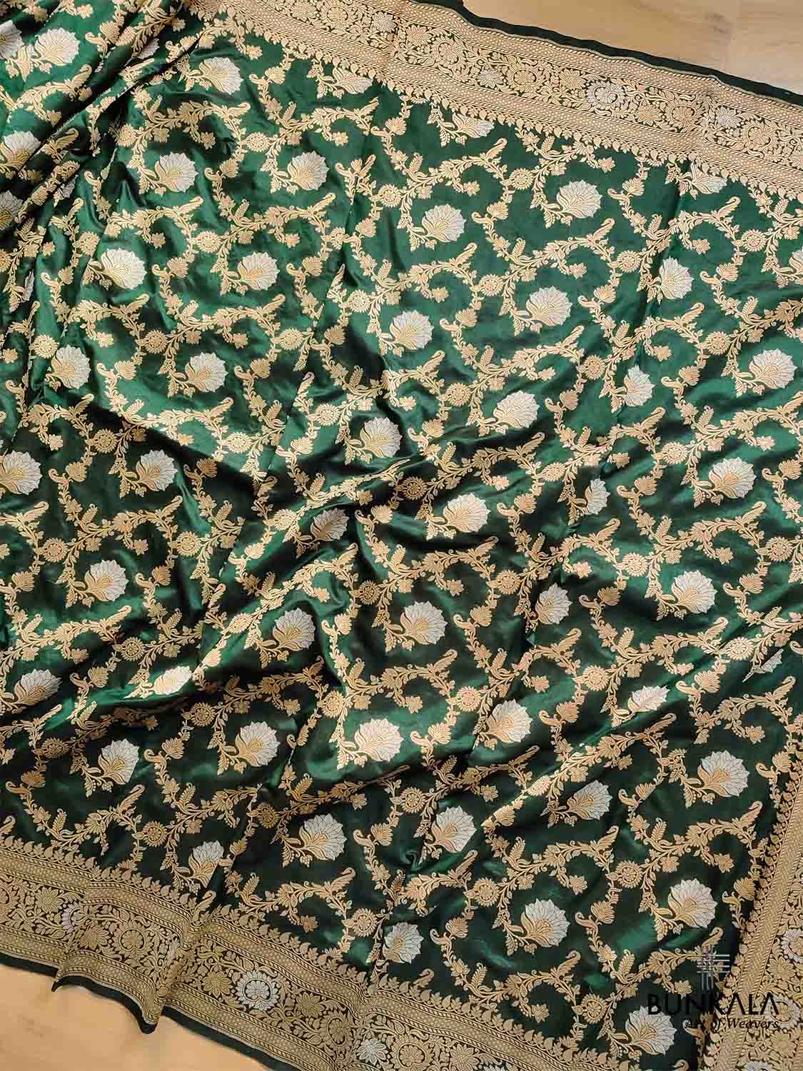 Bottle Green Shade Pure Katan Silk Banarasi Saree – The Usee Shop