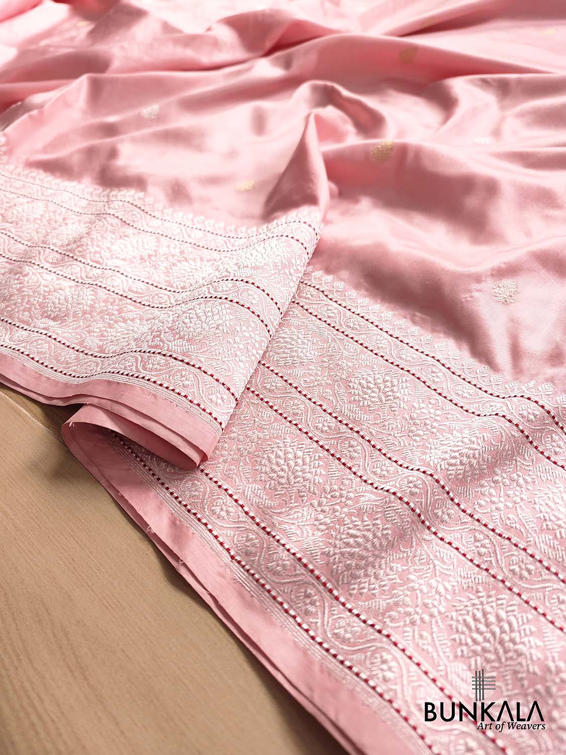 Classic Baby Pink Pure Katan Silk Handloom Allover Sona Rupa Small Kadwa Buti Banarasi Saree